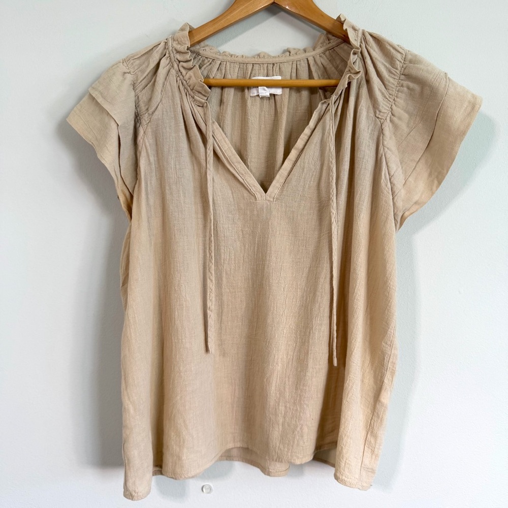 Honorine Cossette V-Neck Beige/Cream Top Women’s Size Medium